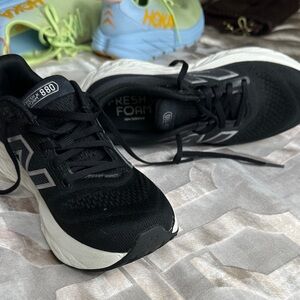 New Balance Fresh Foam 880 Black and White Shoes
